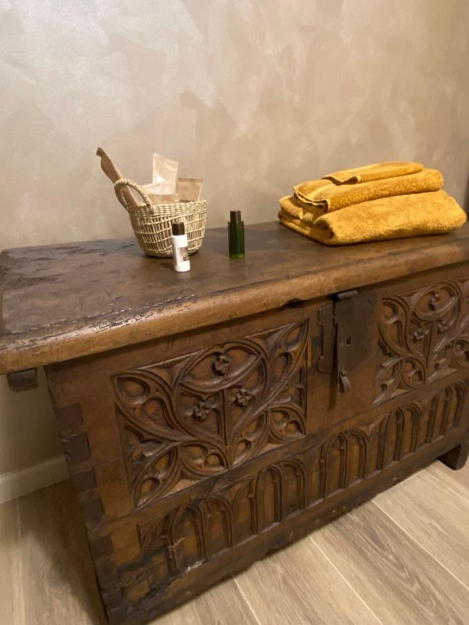 La Lupa Apartment - In The Heart Of Aosta With Car Box Exterior foto