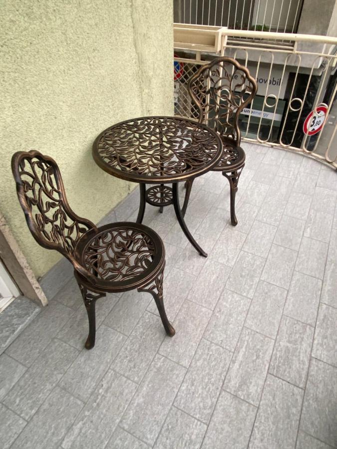La Lupa Apartment - In The Heart Of Aosta With Car Box Exterior foto